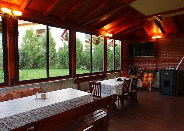 Ivel Pensjonat Saparewa Banja